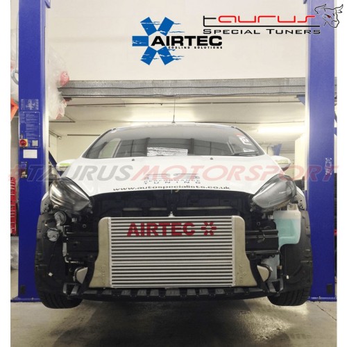 Intercooler frontale maggiorato AIRTEC per Ford Fiesta mk7 1.6 ST 180 - STAGE 3 ATINTFO26 st180 st200 ecoboost